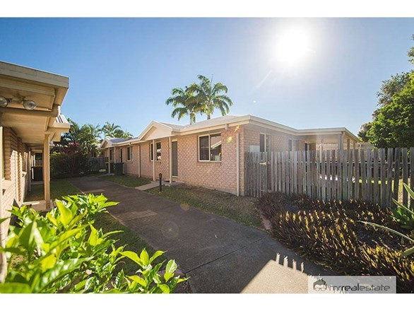 1/259 Carlton Street, Kawana QLD 4701