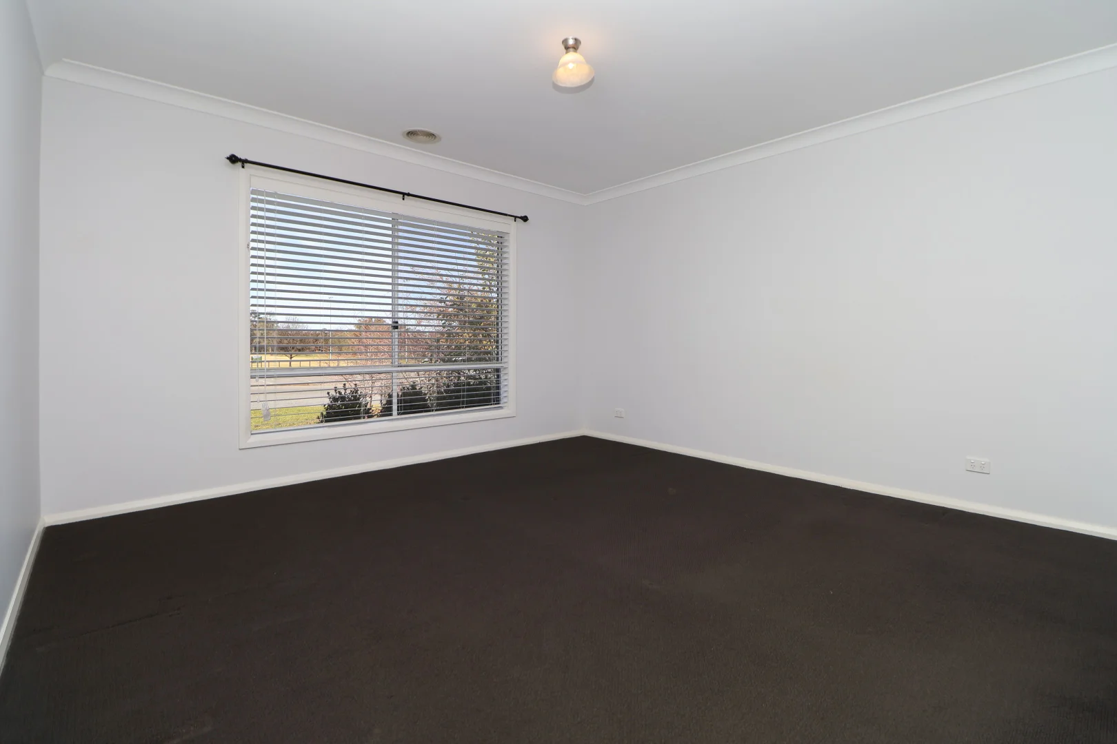 Additional image 3 of 78 Lewis Street North, Coolamon NSW 2701