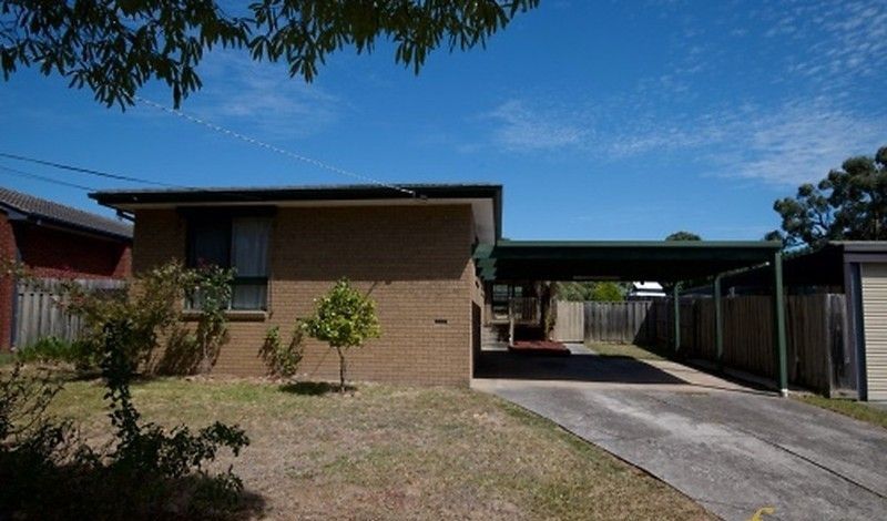 4 bedrooms House in 39 Highland Boulevard RINGWOOD VIC, 3134