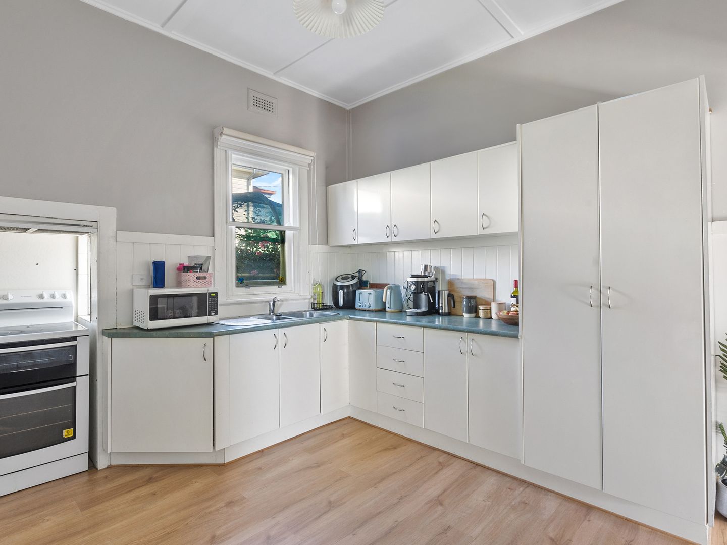 5 The Avenue, Seymour VIC 3660, Image 1