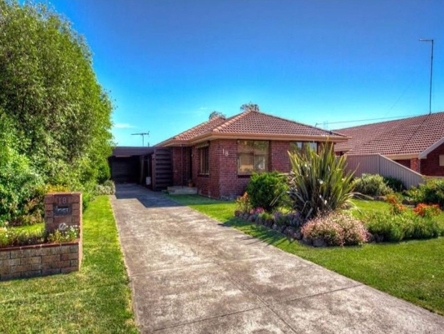 3 bedrooms House in 18 Harrow Street WENDOUREE VIC, 3355