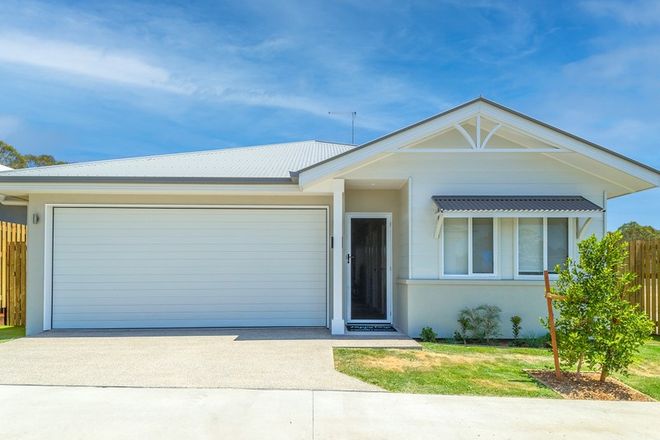 Picture of 2-20 ISLAND VIEW DRIVE, URANGAN, QLD 4655