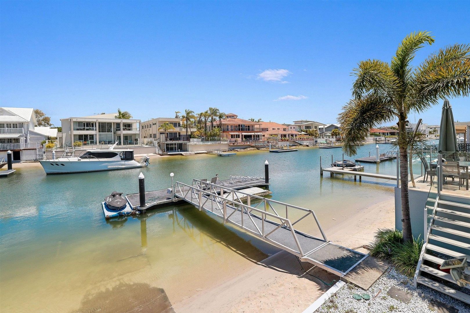 6 Seafarer Court, Paradise Waters QLD 4217, Image 2