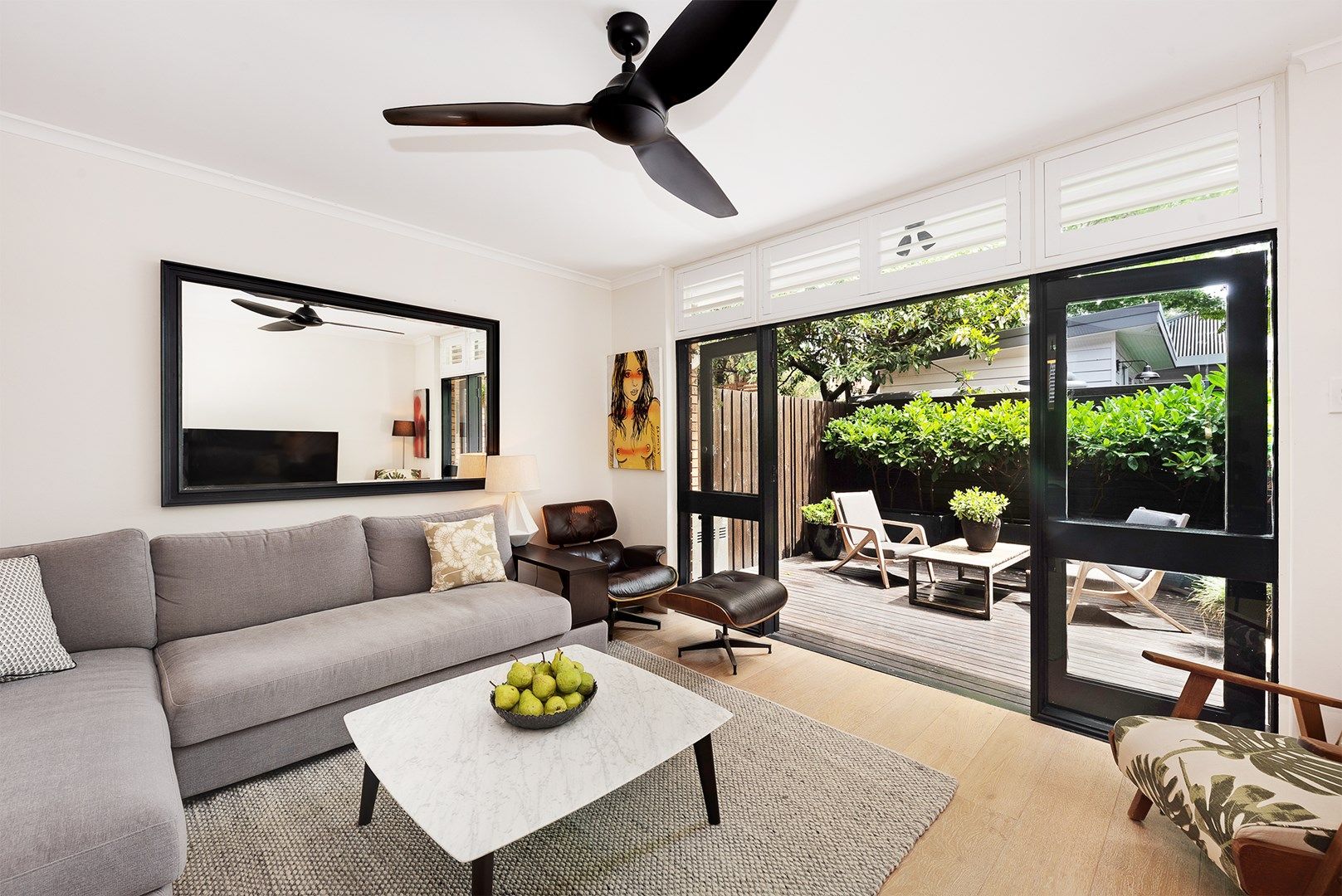 2 bedrooms Townhouse in 2/2-4 Trafalgar Street CROWS NEST NSW, 2065