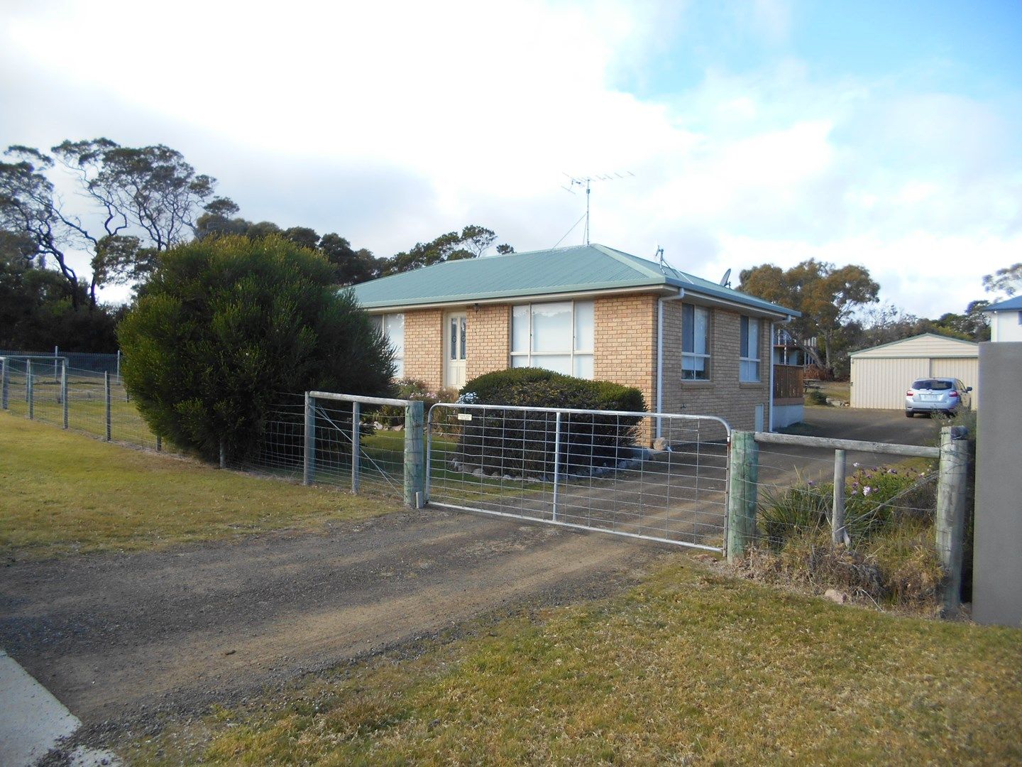 7 Oyster Bay Court, Coles Bay TAS 7215, Image 0