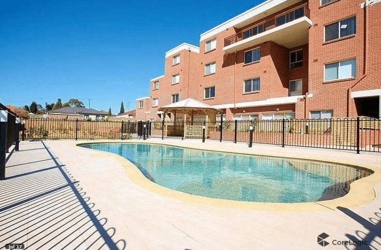 3 bedrooms Apartment / Unit / Flat in 34/40 Earl Street MERRYLANDS NSW, 2160