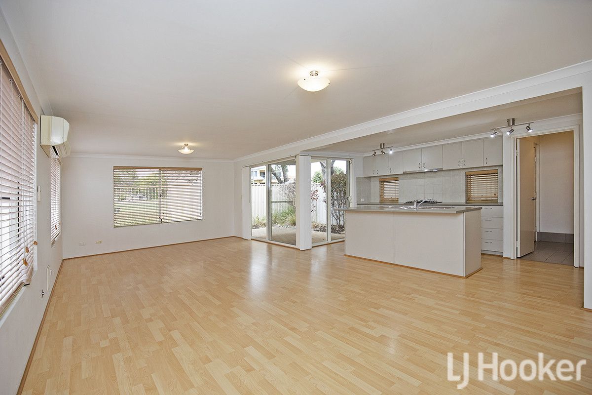 3 bedrooms Townhouse in 16/68 Hickman Road SILVER SANDS WA, 6210