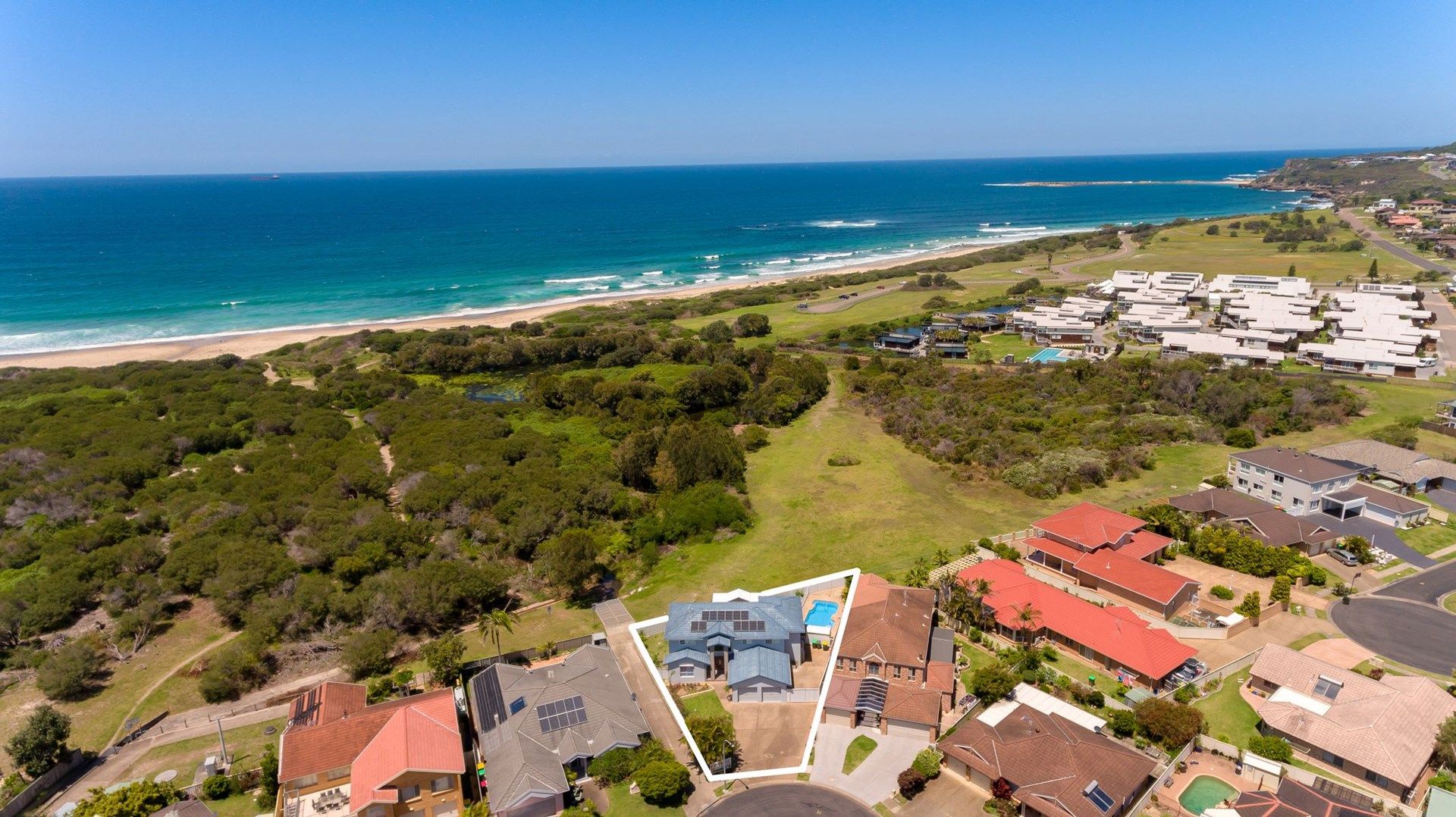 1 Brigantine Place, Caves Beach NSW 2281, Image 0