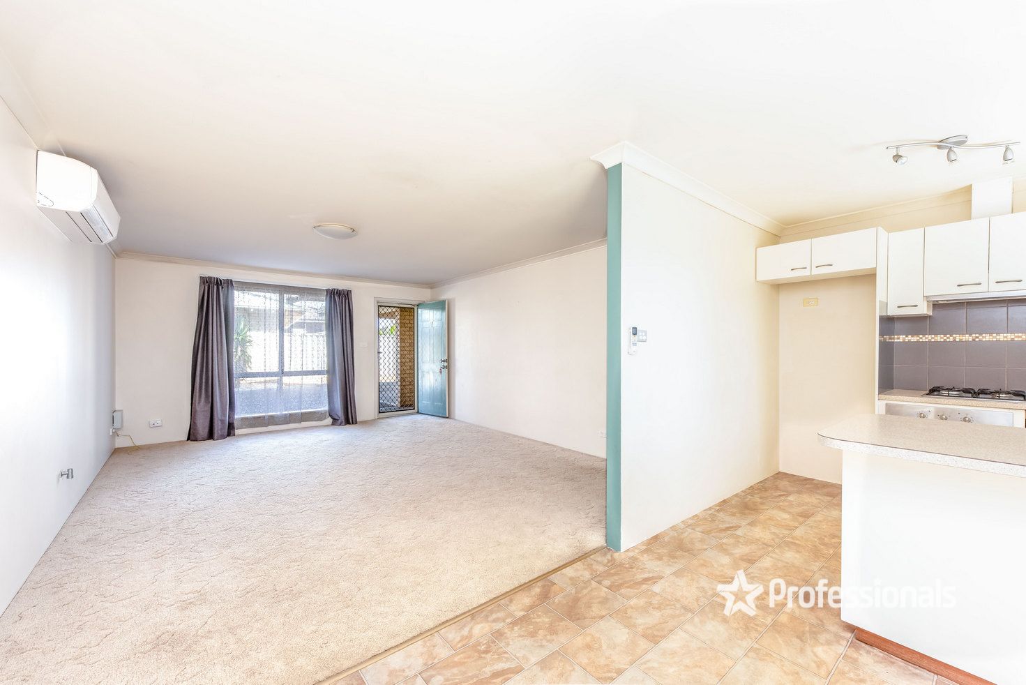 7/238 Willcock Drive, Mahomets Flats WA 6530, Image 2