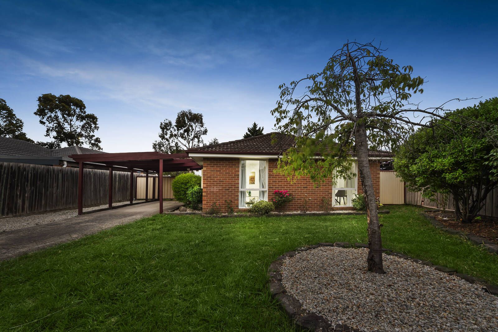 52 Willow Avenue, Rowville VIC 3178