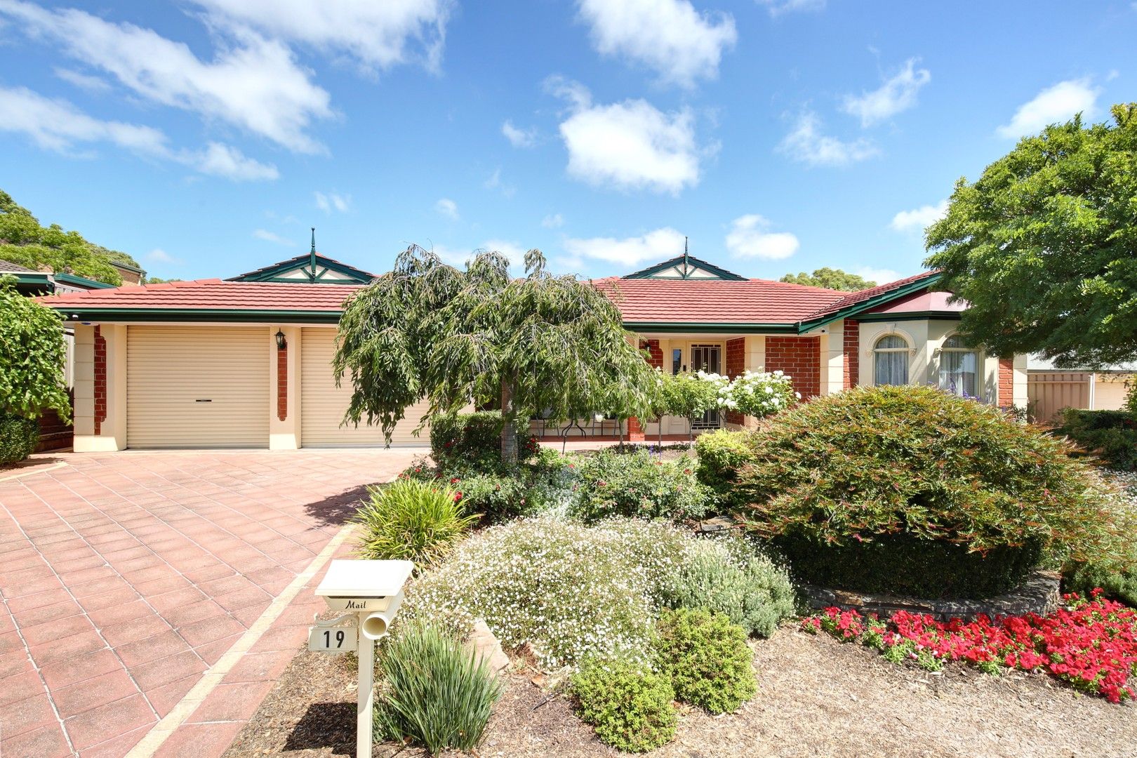 19 Nyrang Circuit, Woodcroft SA 5162, Image 0