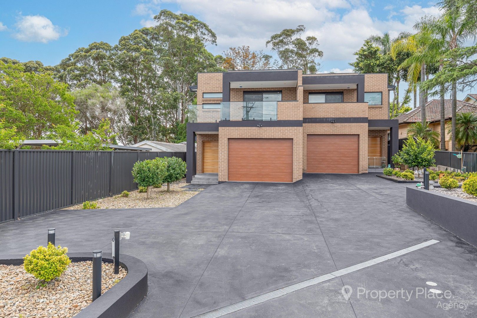5 bedrooms Semi-Detached in 957 Henry Lawson Drive PADSTOW HEIGHTS NSW, 2211