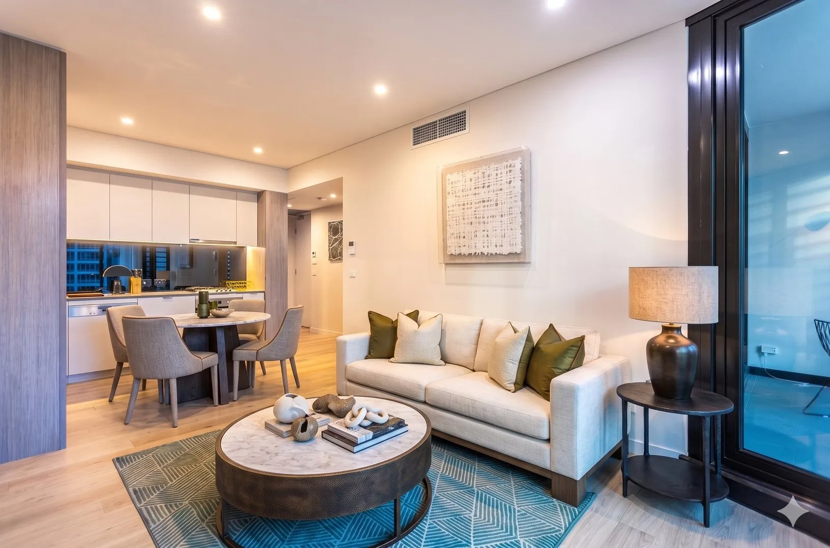 Prime York Street Residence | Spacious 2 Bed, 2 Bath Apartment in Sydney CBD, Sydney