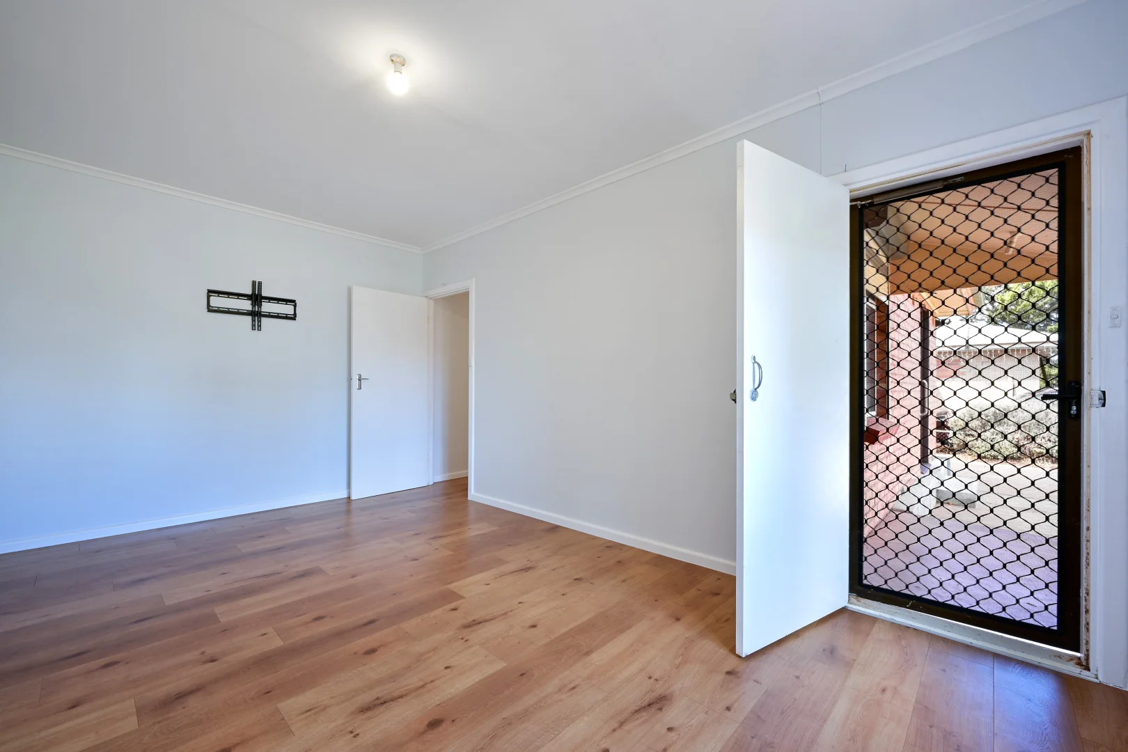 Additional image 8 of 18 Winton Street, Whyalla Stuart SA 5608
