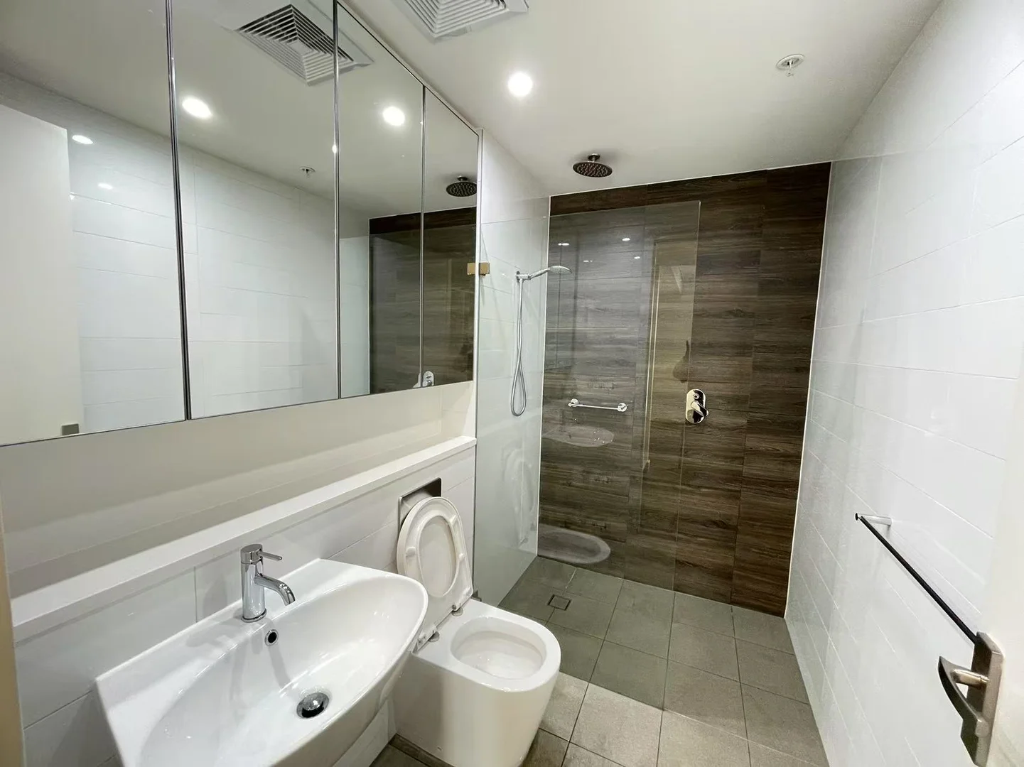 Additional image 7 of 903a/7-9 Kent Road, Mascot NSW 2020