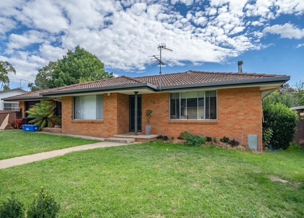 25 Moyes Street, Armidale NSW 2350