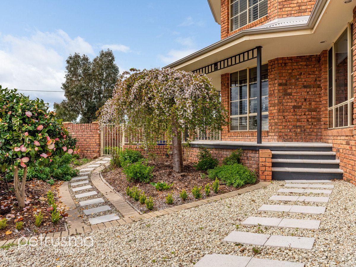 6 Cootamundra Court, Dodges Ferry TAS 7173, Image 2