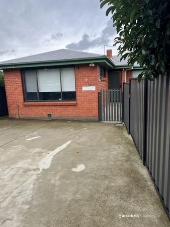 3 bedrooms House in 384 West Tamar Road RIVERSIDE TAS, 7250
