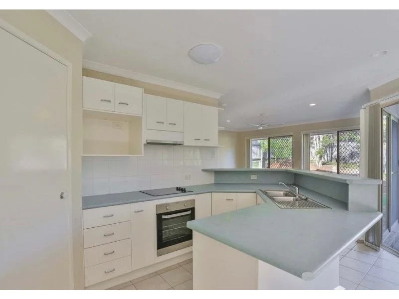 Additional image 3 of 9 Rattray Place, Ferny Grove QLD 4055