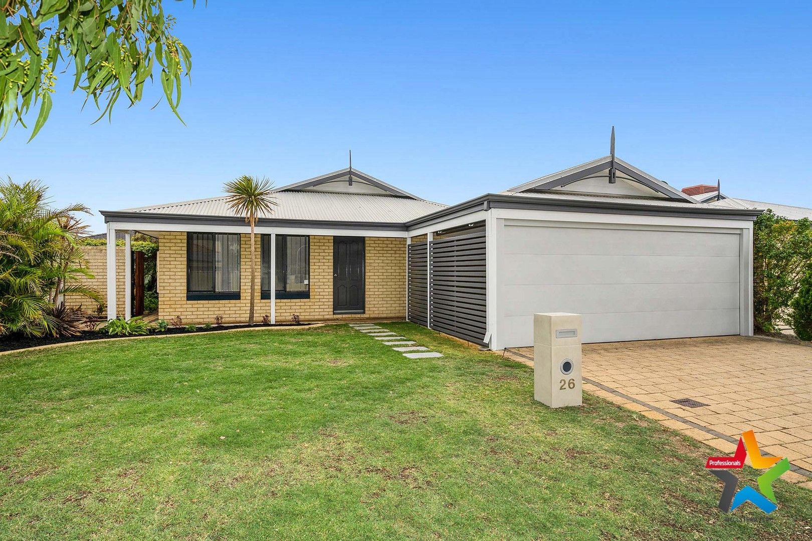 4 bedrooms House in 26 Fairywren Drive BENNETT SPRINGS WA, 6063