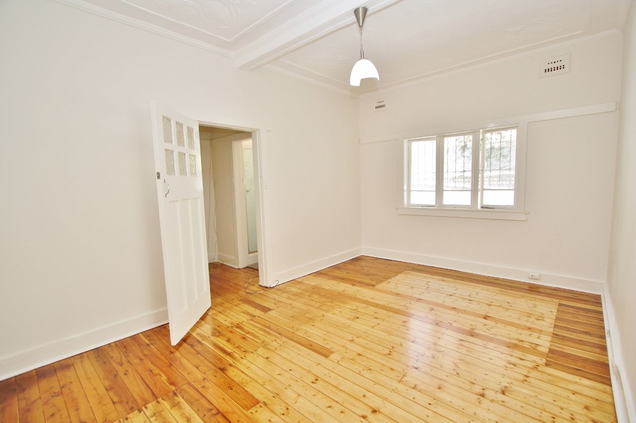 1 bedrooms Apartment / Unit / Flat in 5/68-70 Curlewis St BONDI BEACH NSW, 2026