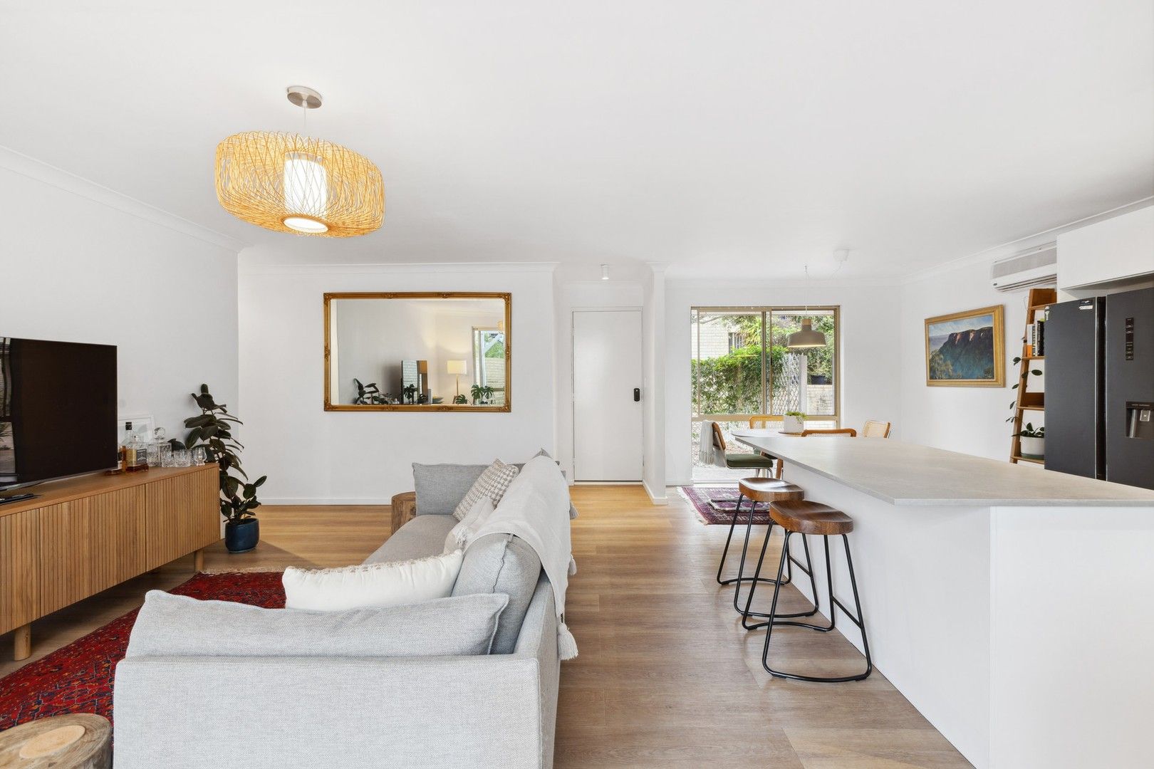 3 bedrooms Villa in 6/73 Weaponess Road SCARBOROUGH WA, 6019