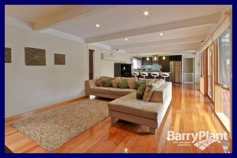 15 Chesney Street, KEYSBOROUGH VIC 3173, Image 0