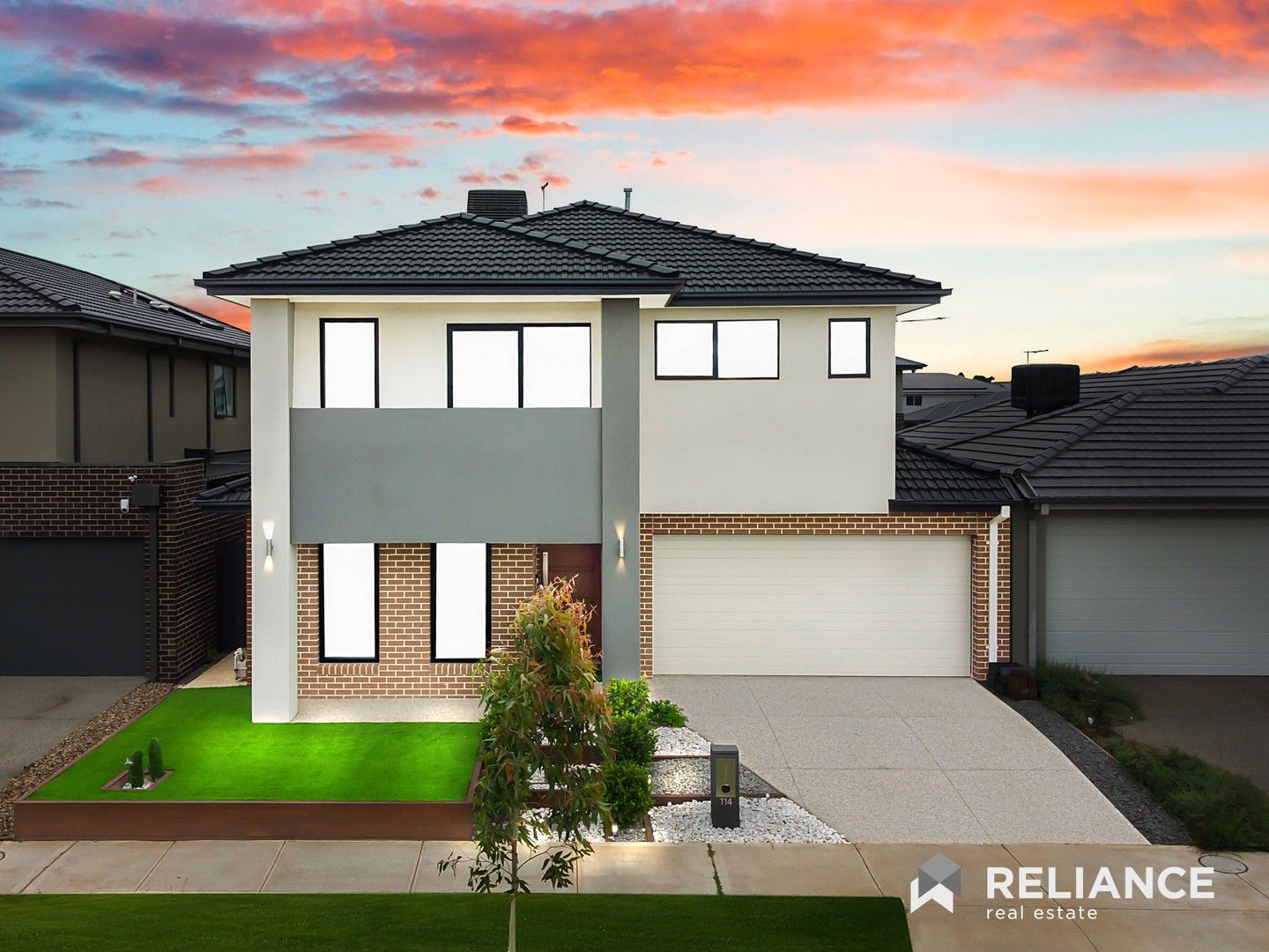 5 bedrooms House in 114 Farm Road WERRIBEE VIC, 3030
