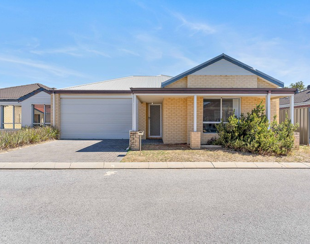 8 Belgravia Place, Canning Vale WA 6155