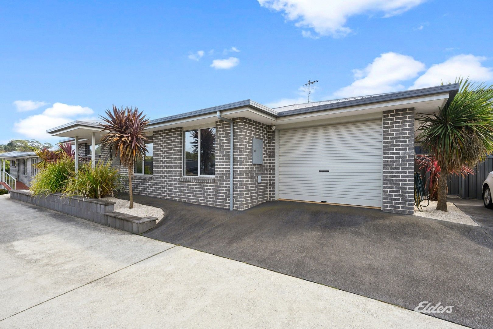 2/23 Platinum Drive, Park Grove TAS 7320, Image 0