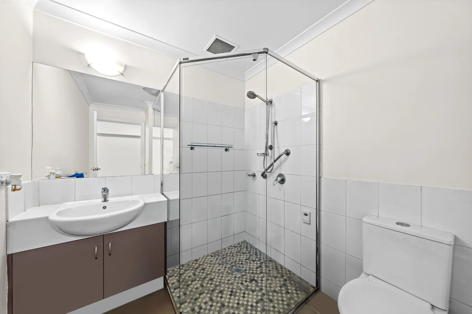 Additional image 9 of 13/123 Main Road, Lower Plenty VIC 3093