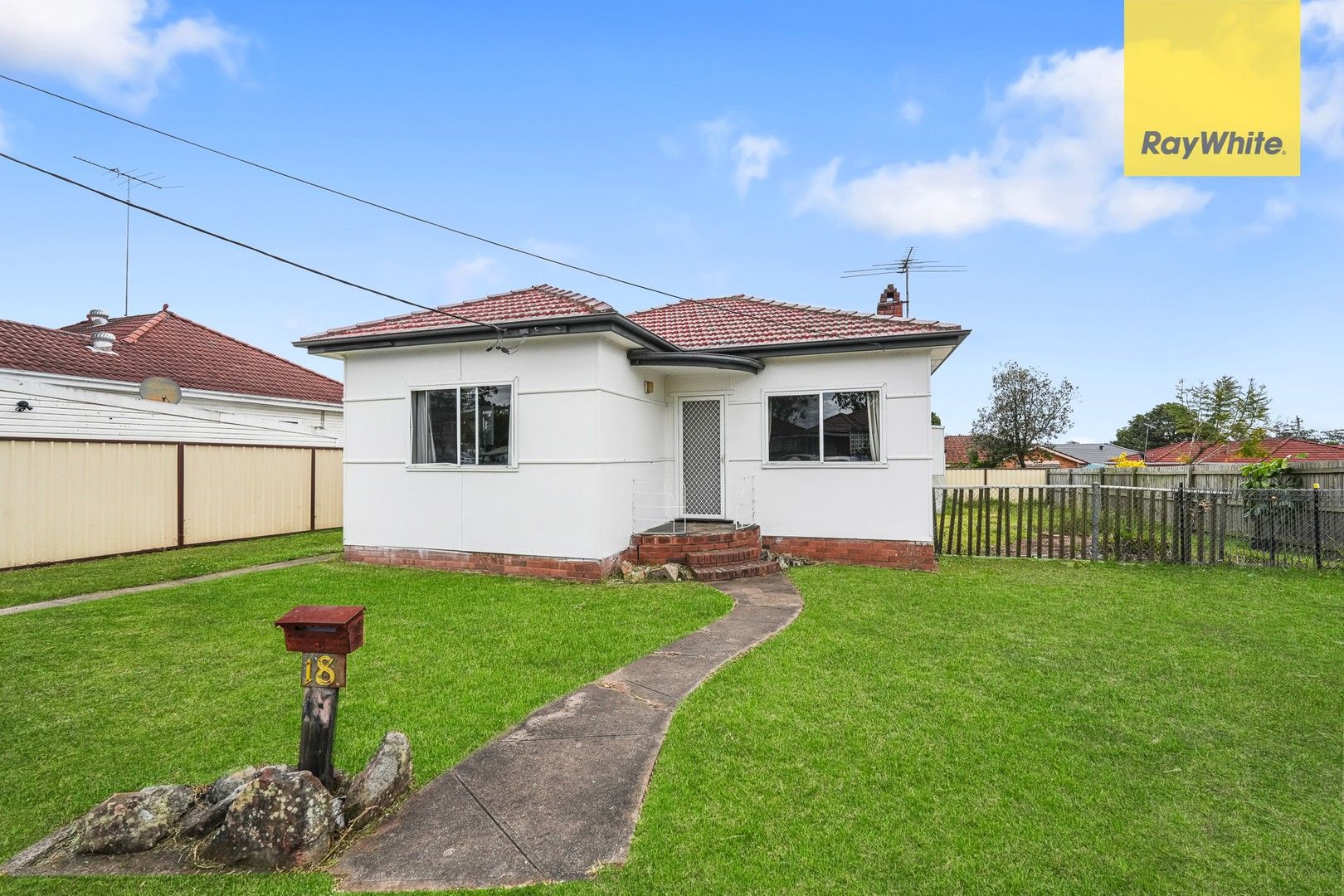 2 bedrooms House in 18 Lander Avenue BLACKTOWN NSW, 2148