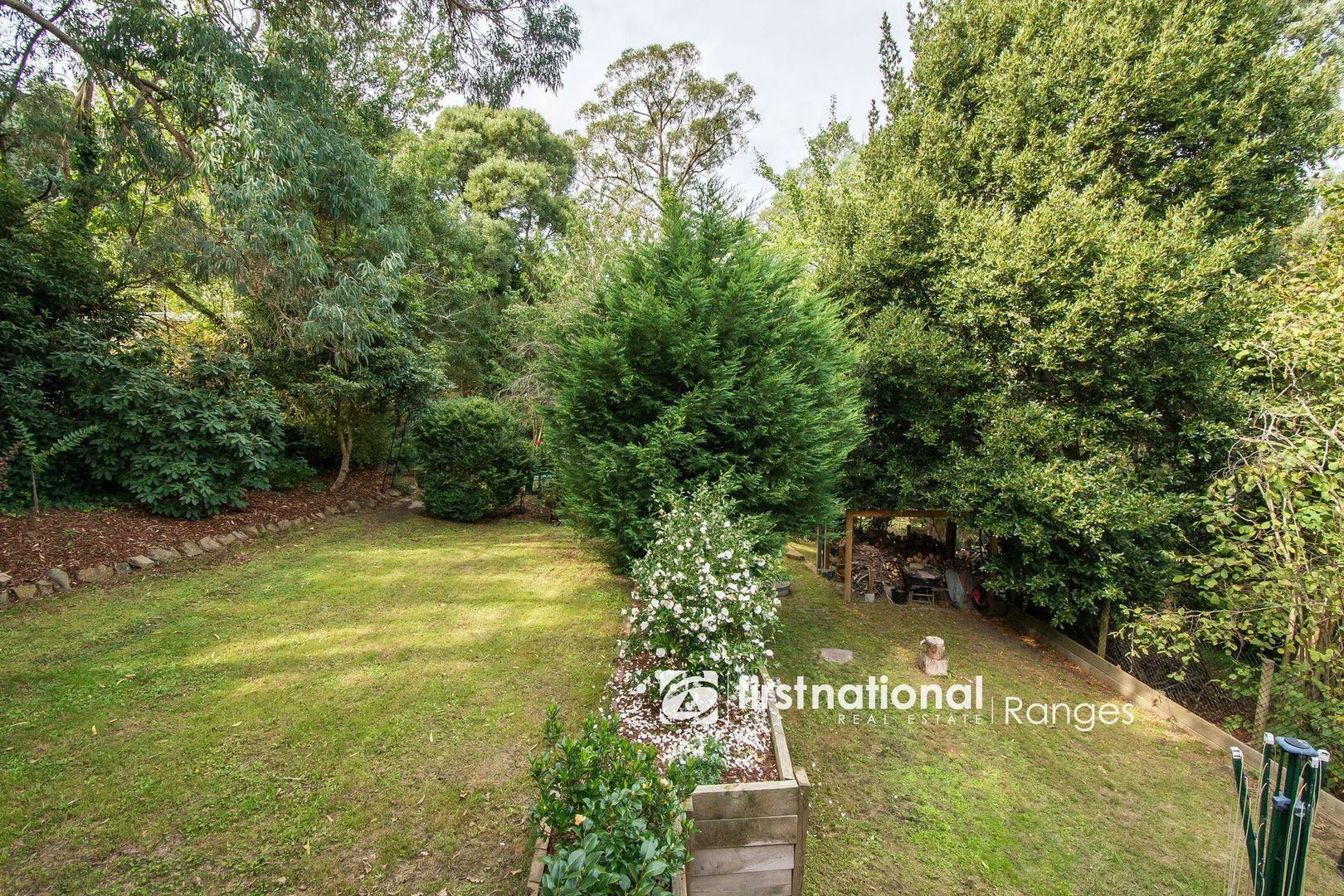 4 Batesleigh Road, Selby VIC 3159, Image 2