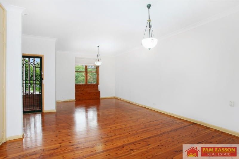 2 Greens Ave, Oatlands NSW 2117, Image 2