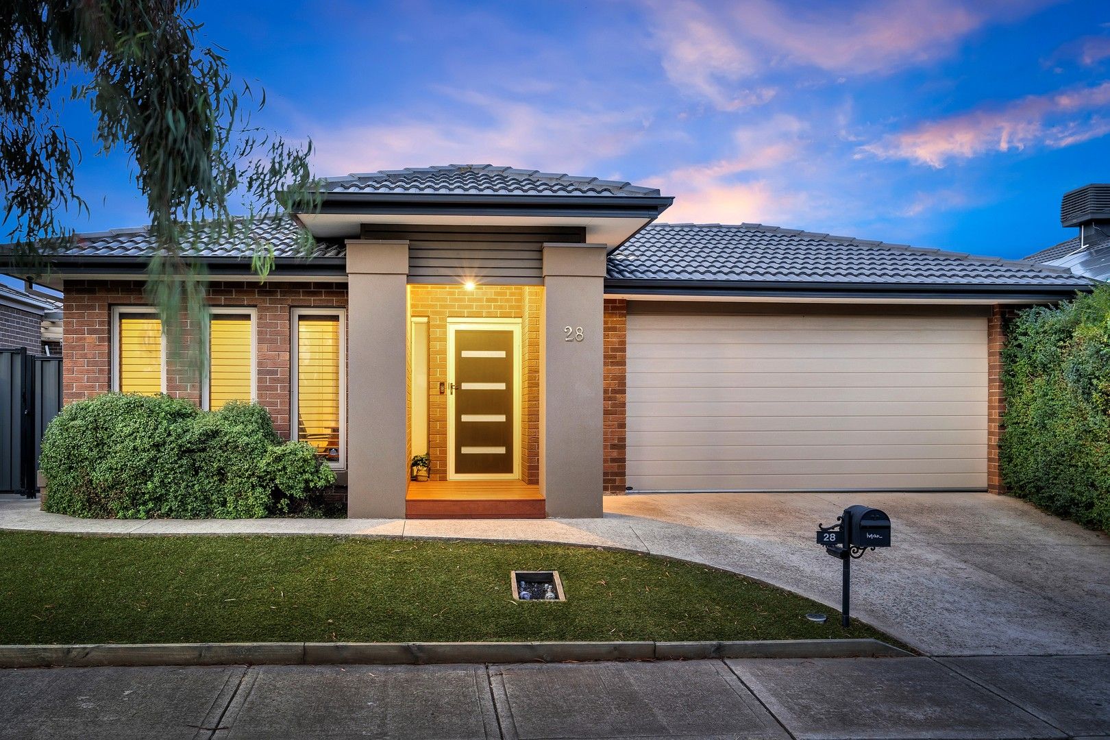 28 Thoresby Circuit, Craigieburn VIC 3064, Image 0