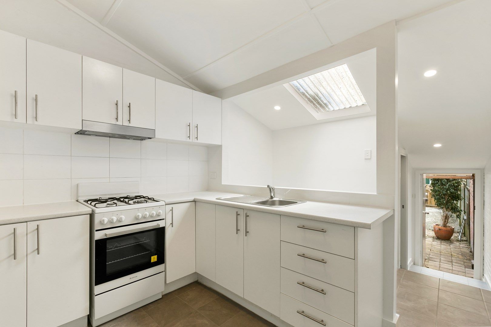 2 bedrooms Terrace in 26 Edward Street DARLINGTON NSW, 2008