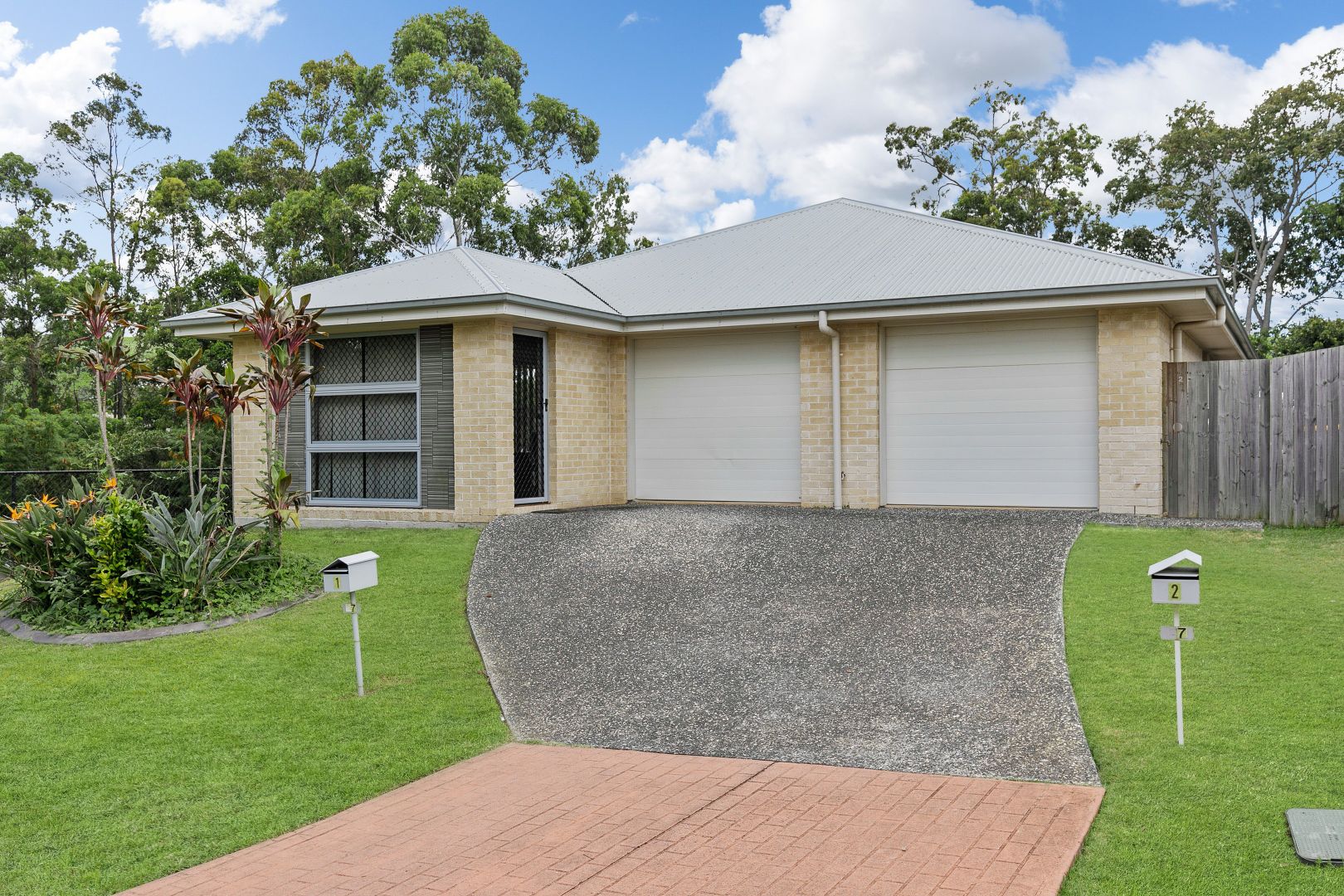 27 Braxlaw Crescent, Dakabin QLD 4503, Image 1