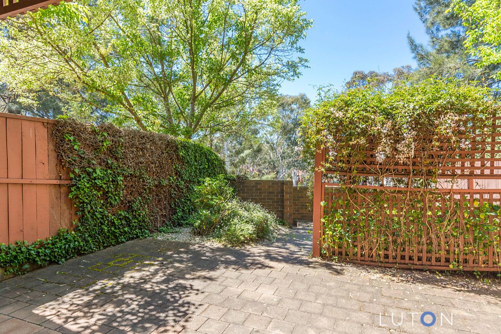 11 Rowe Place, Phillip ACT 2606, Image 1