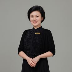 Ying Rong ( Rowena ), Sales representative