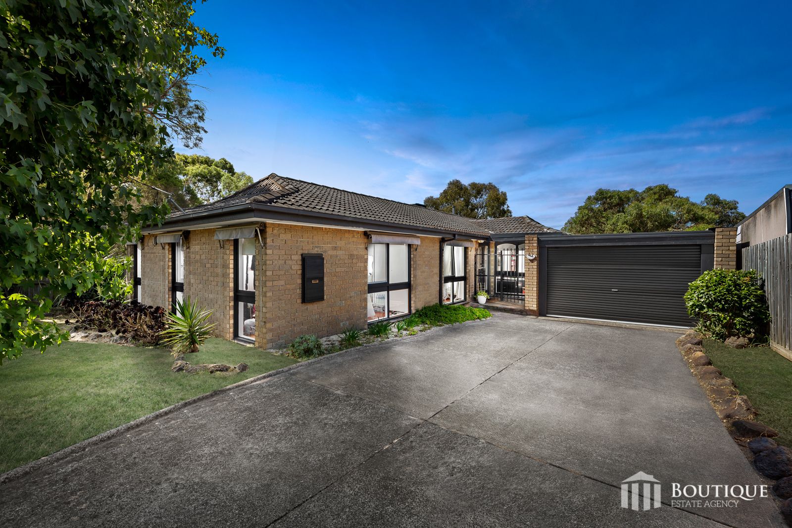 42 Somerset Drive, Dandenong North Property History & Address