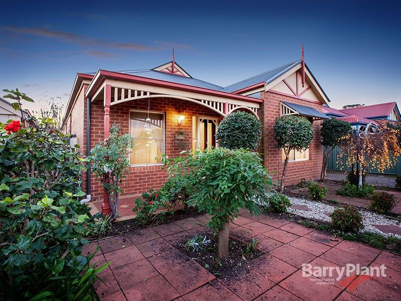 9 Pembroke Lane, Wyndham Vale Property History & Address Research