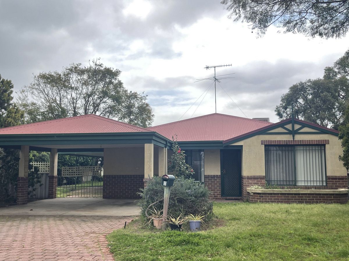 4 bedrooms House in 8 Rubida Close GREENFIELDS WA, 6210