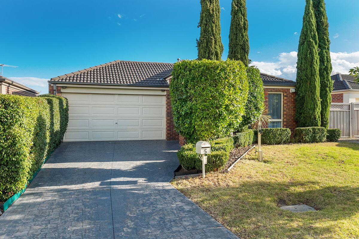 5 Bowral Loop, Craigieburn VIC 3064, Image 0