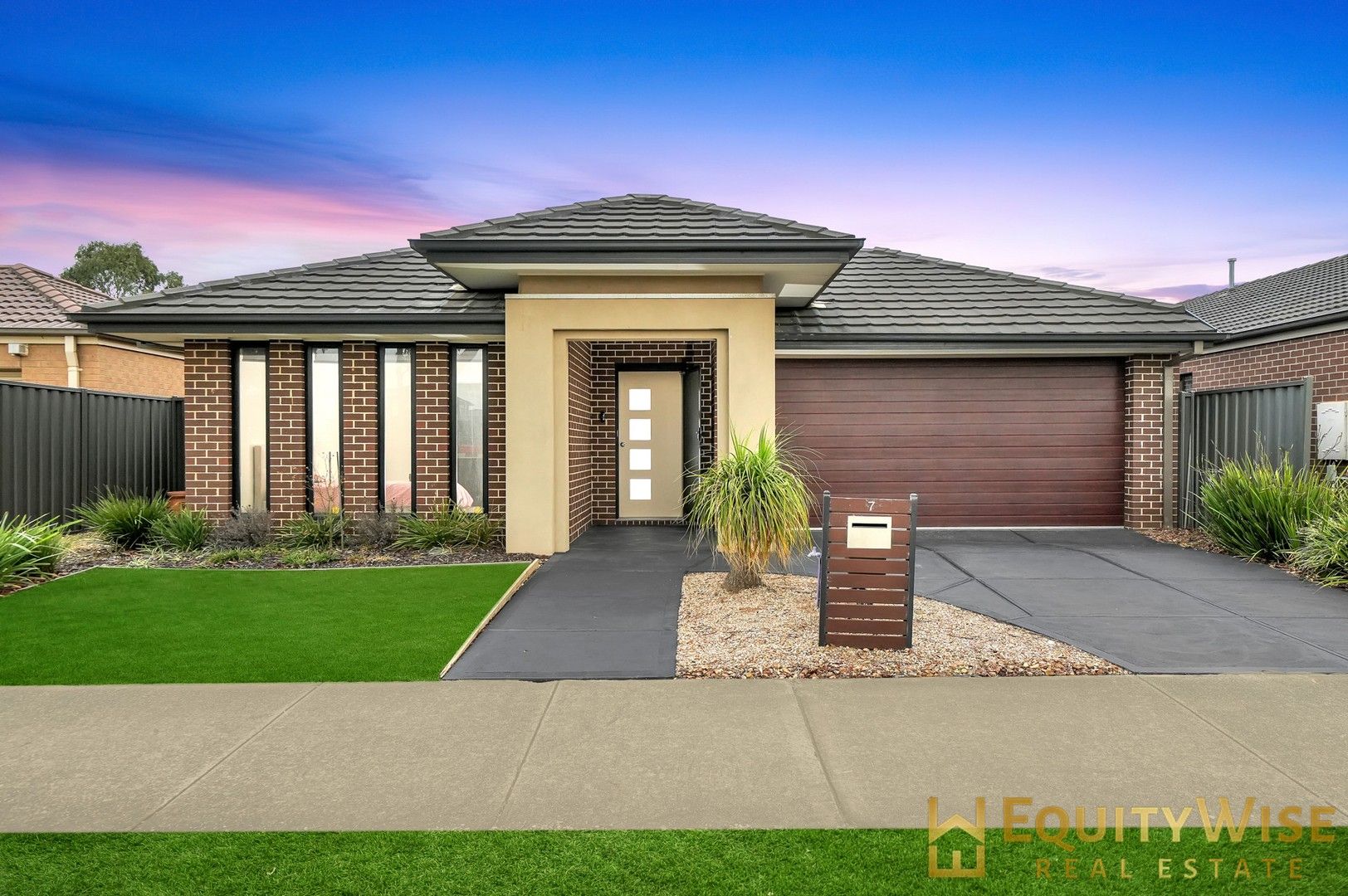 7 Bungalook Street, Manor Lakes VIC 3024, Image 0