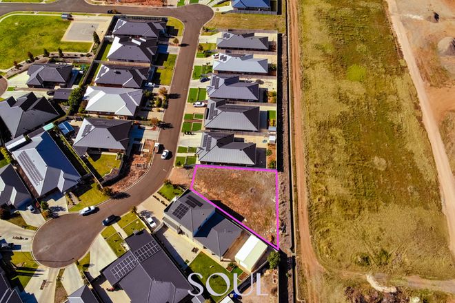 Picture of 25 Scremin Grove, GRIFFITH NSW 2680