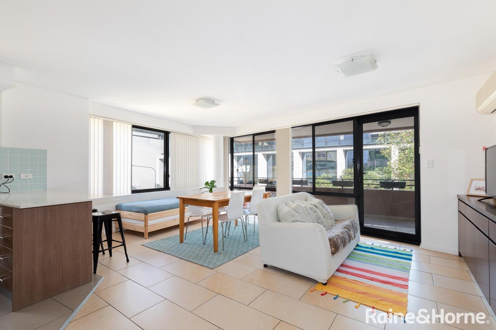 2 bedrooms Apartment / Unit / Flat in 5/76 Phillip Street PARRAMATTA NSW, 2150