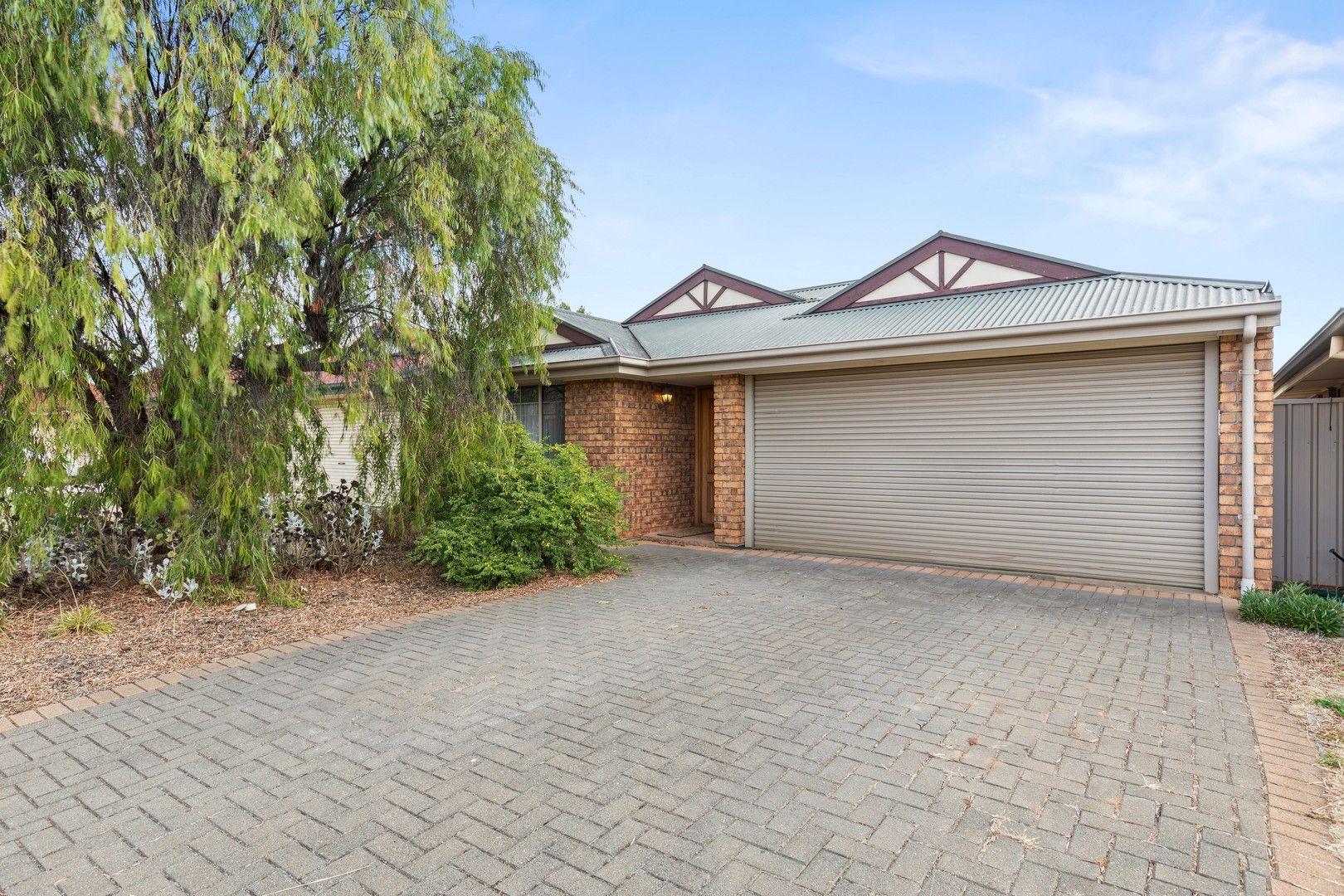 3 bedrooms House in 3 Joanna Court MITCHELL PARK SA, 5043
