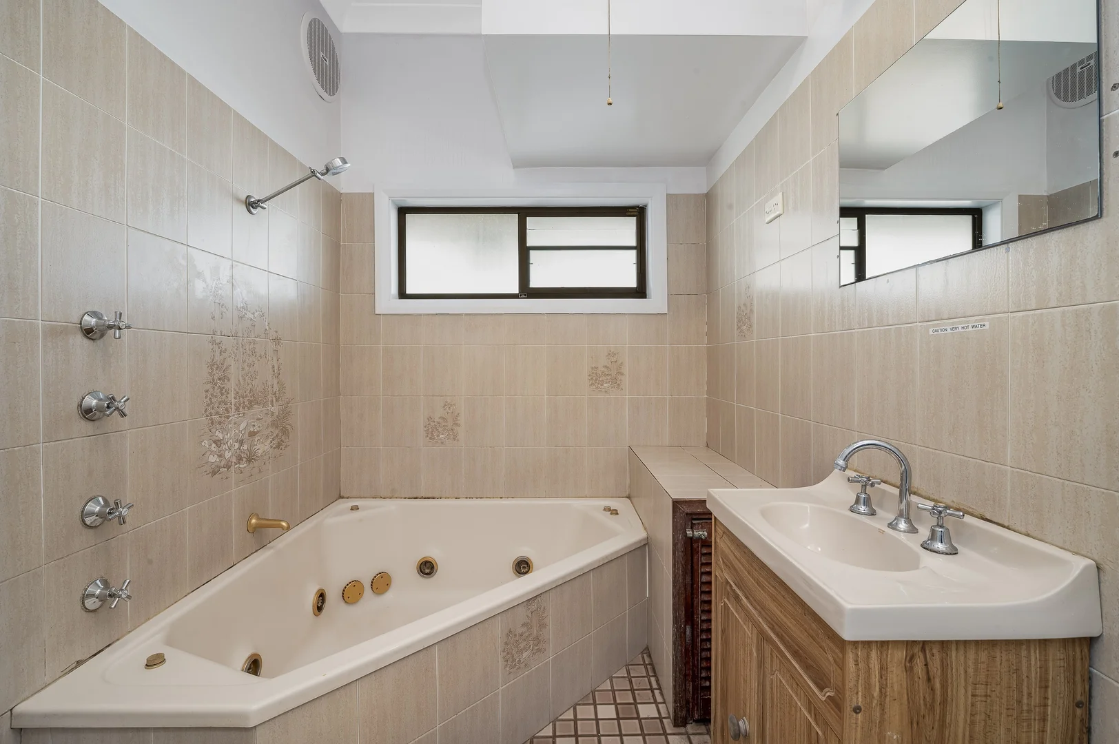 Additional image 5 of Rooms/11 Catherine Street, Waratah West NSW 2298