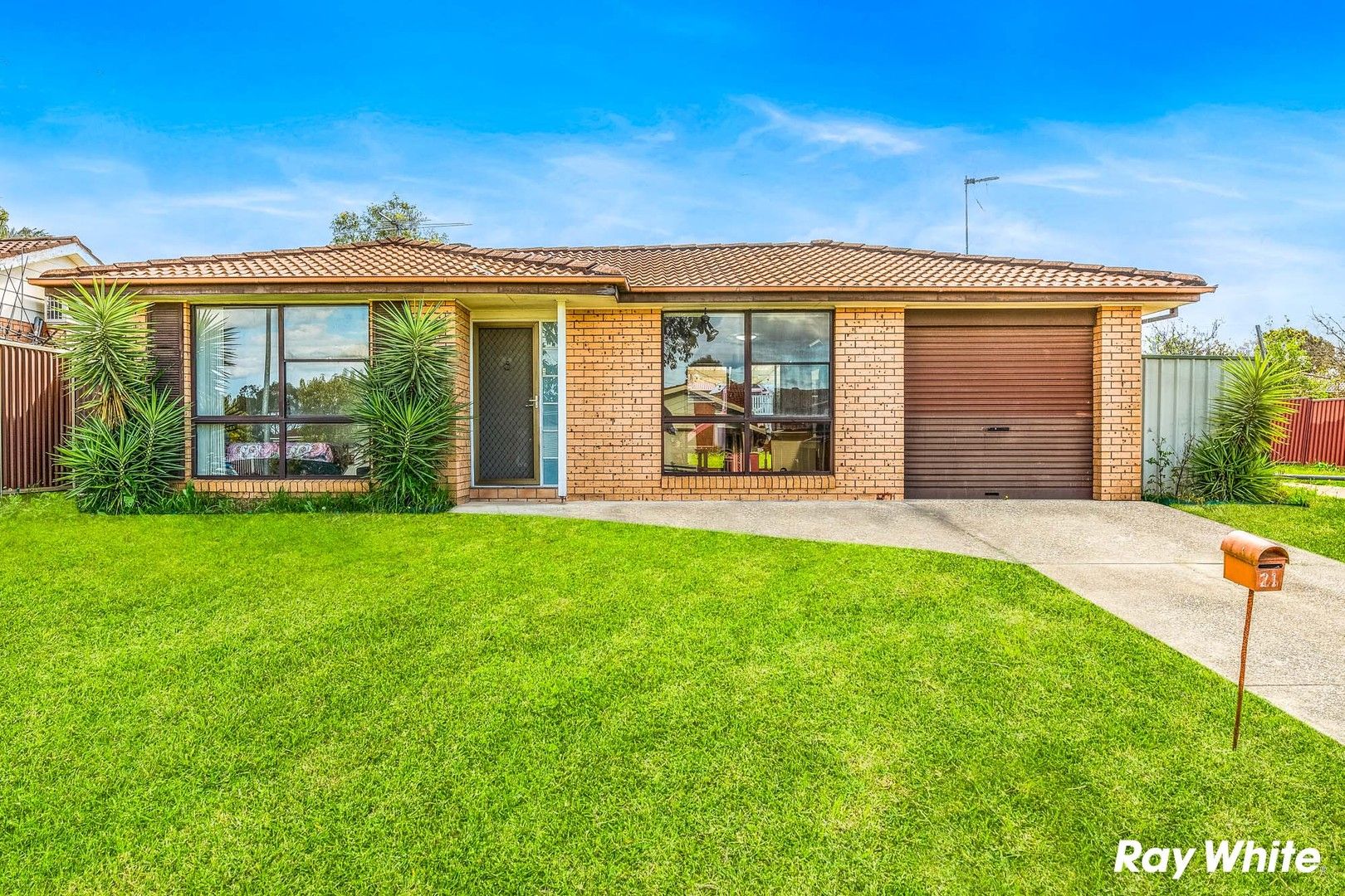 21 Aminta Crescent, Hassall Grove NSW 2761, Image 0