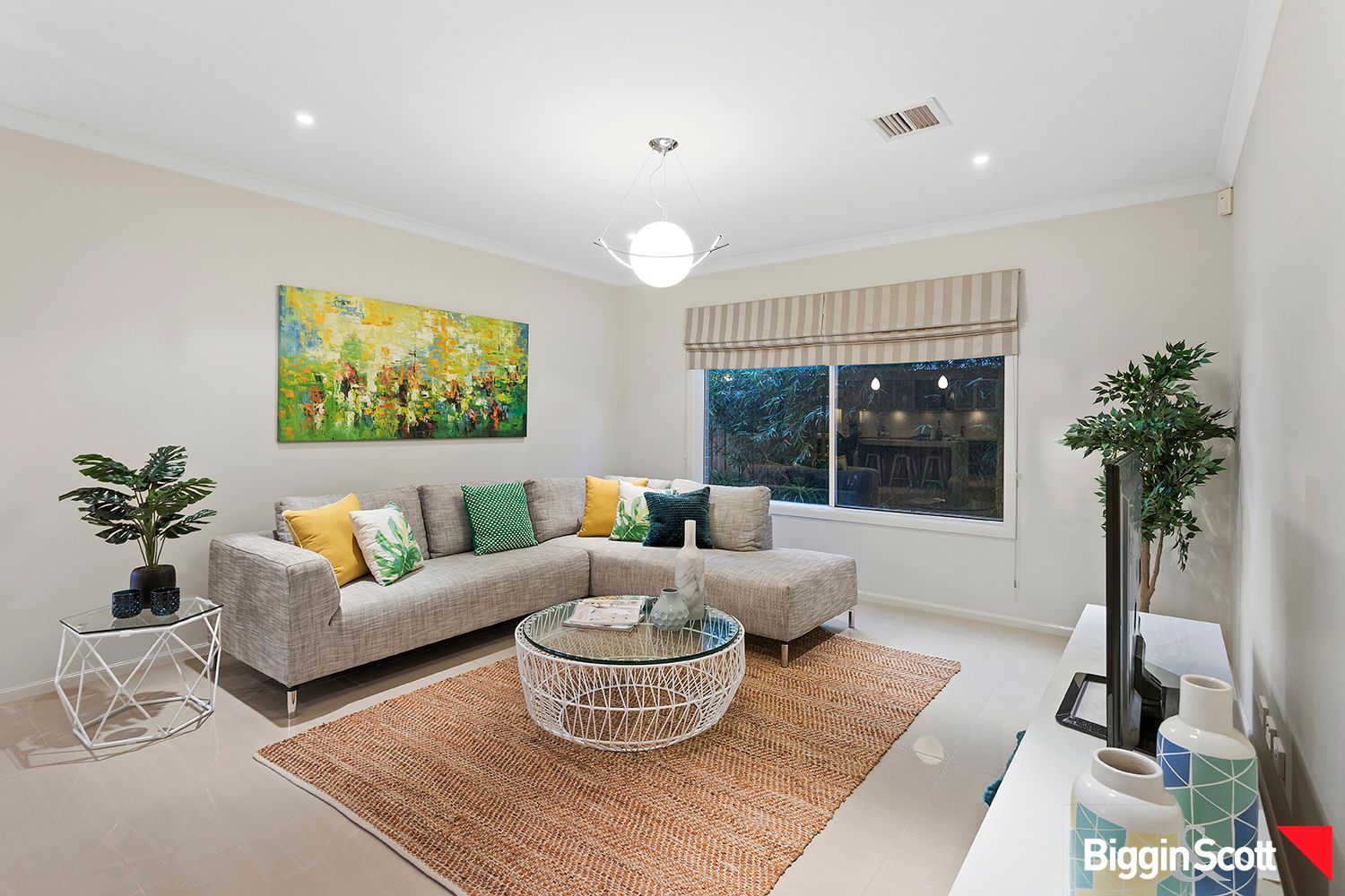 4 Packham Crescent, Glen Waverley VIC 3150, Image 1